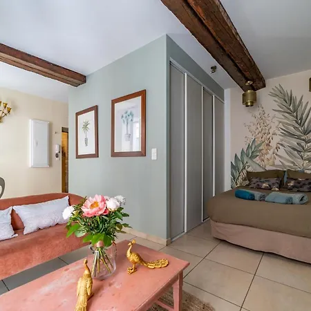 Lejlighed L'ecrin Luxuriant - Halles & Cathedrale - Nuit A Nîmes